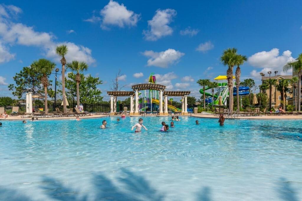 Luxurious Condo - Just 2 Miles From Disney #404 Orlando Luaran gambar